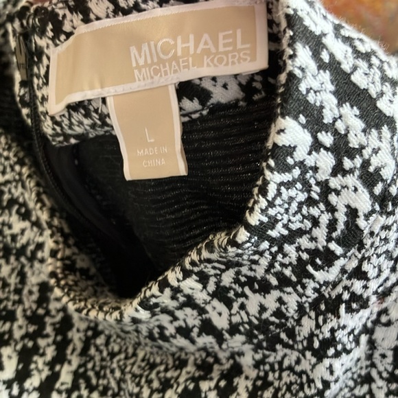 MICHAEL MICHAEL KORS Black & White Sleeveless Mock Turtleneck - Women’s Size L - Picture 6 of 7